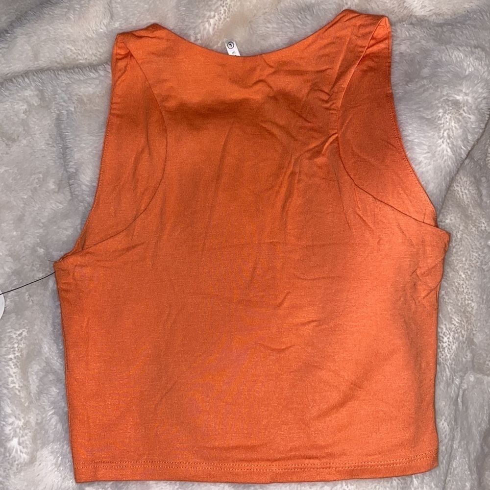 LULUS basic crop top - Picture 3 of 3